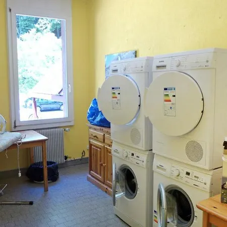 Apartment Sleeps 4 Wifi Unterseen